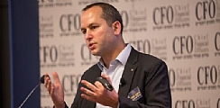 רונן שפר CFO קרסו: "שינויים רגולטוריים הם אתגר מרכזי" (הגדל)